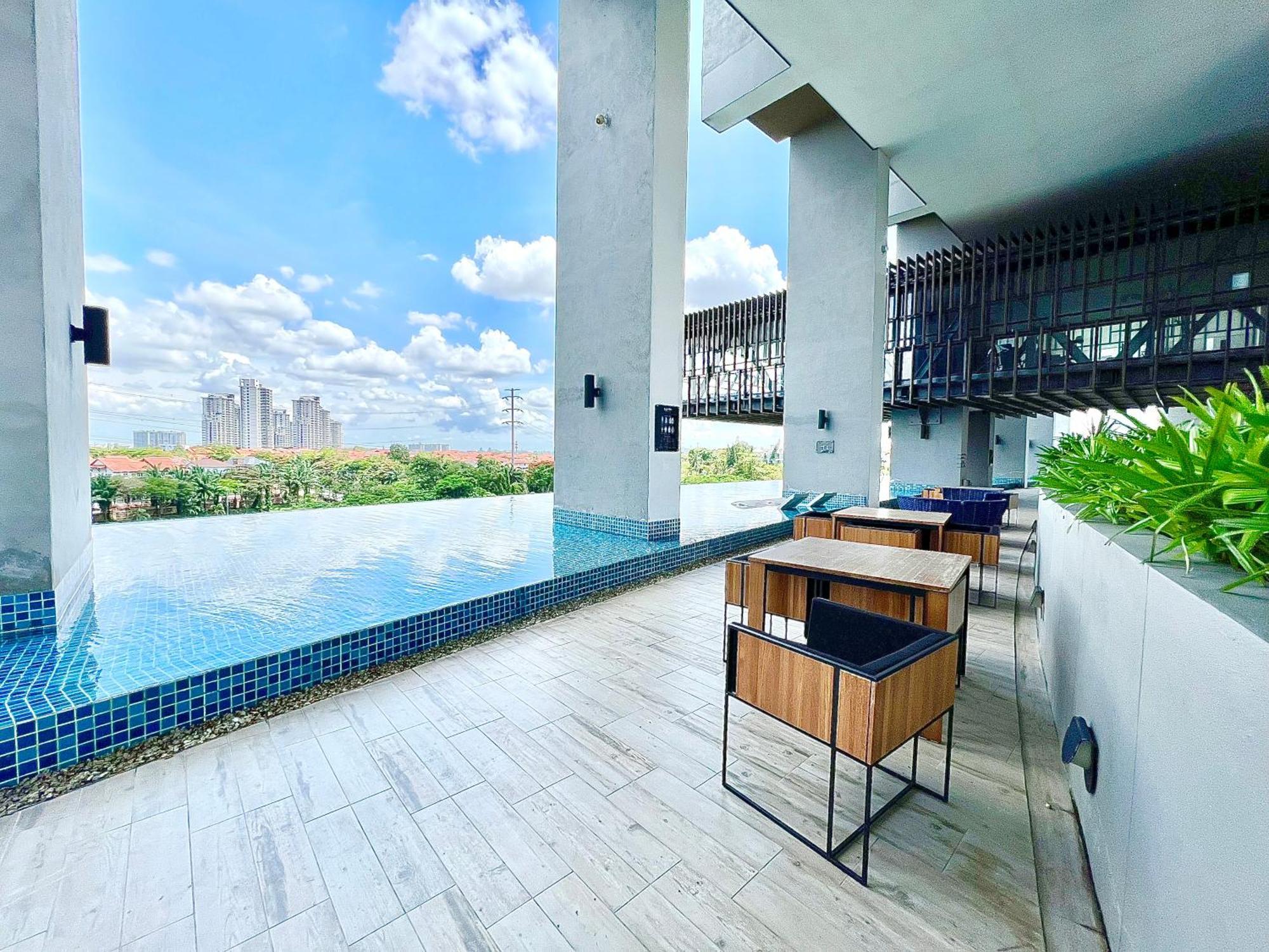 Lc 1-10pax 3room Cozy 4qbed Wifi Tv Tropicana Apartment *