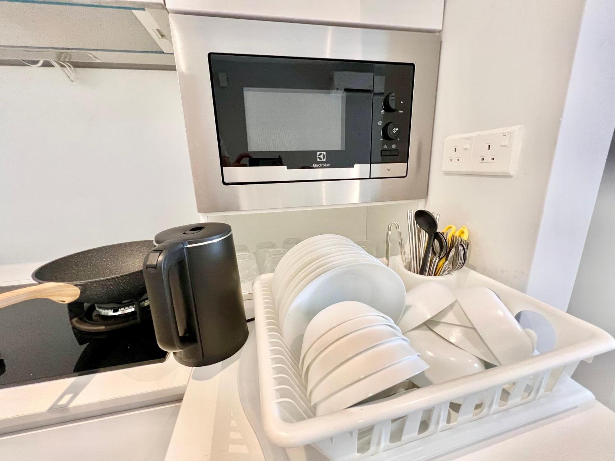 Lc 1-10pax 3room Cozy 4qbed Wifi Tv Tropicana